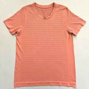 Lululemon Light Coral Seamless Crew Neck Breeze By Short Sleeve Squad Shirt 8